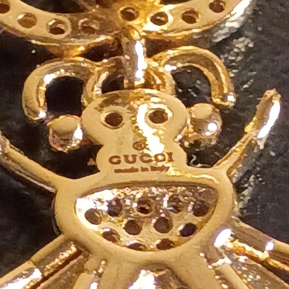 Authentic Vintage Gucci GG Logo Crystal Bee Earrings - Picture 15 of 16